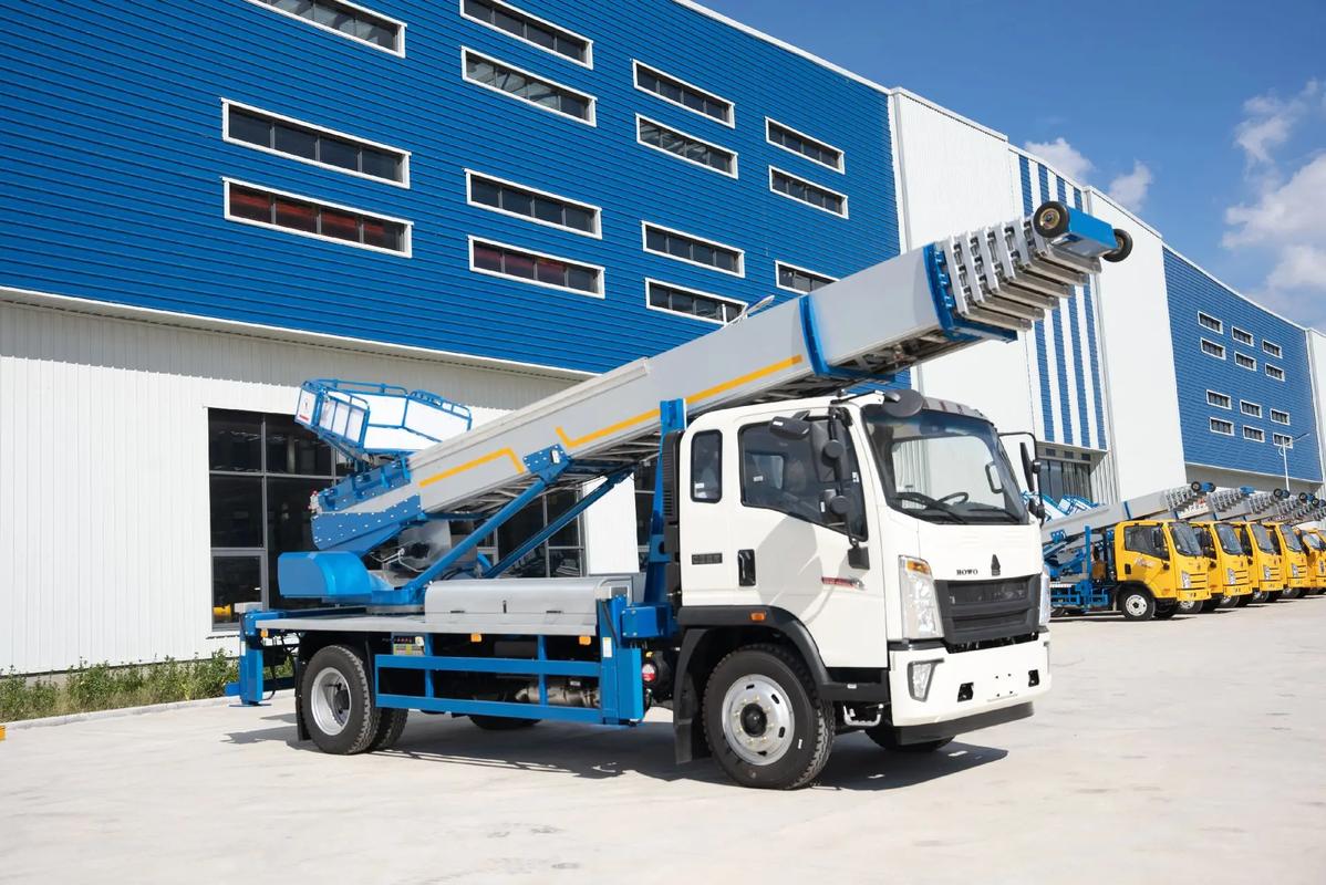 曲周县出租云梯车高空作业车 建筑垃圾搬运